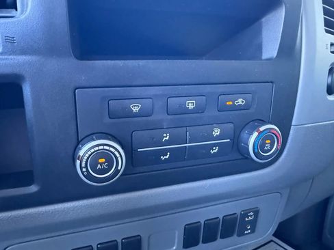 Used 2018 Nissan NV 3500 S image 26