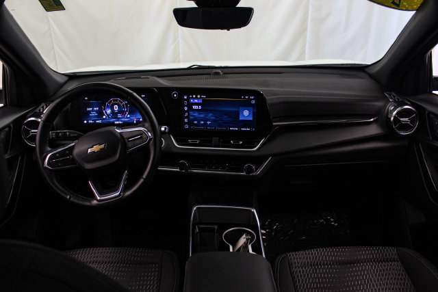 Used 2025 Chevrolet Equinox LT w/ Safety and Technology Package AWD/4WD image 22