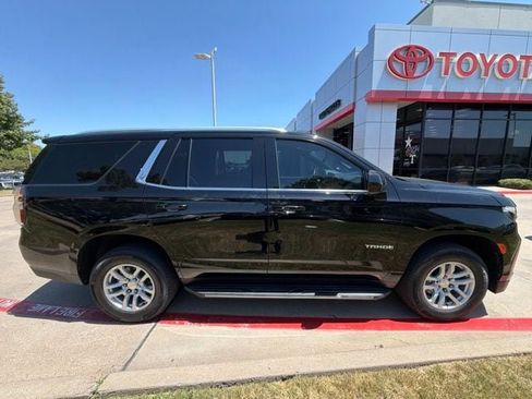Used 2022 Chevrolet Tahoe LT RWD image 2
