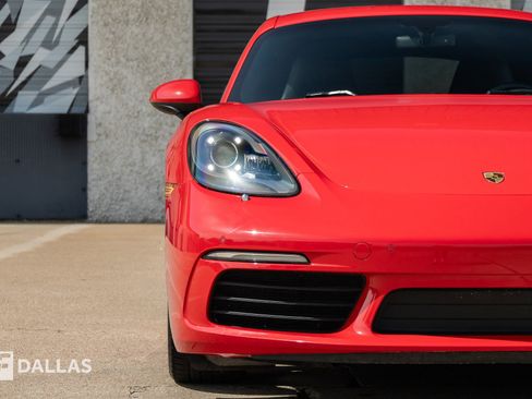 Used 2020 Porsche 718 Cayman S RWD image 4