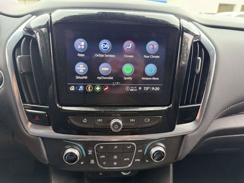 Used 2023 Chevrolet Traverse LT AWD/4WD image 23