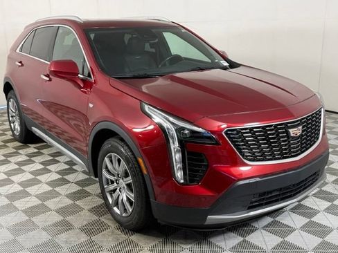 Used 2020 Cadillac XT4 Premium Luxury AWD/4WD image 11