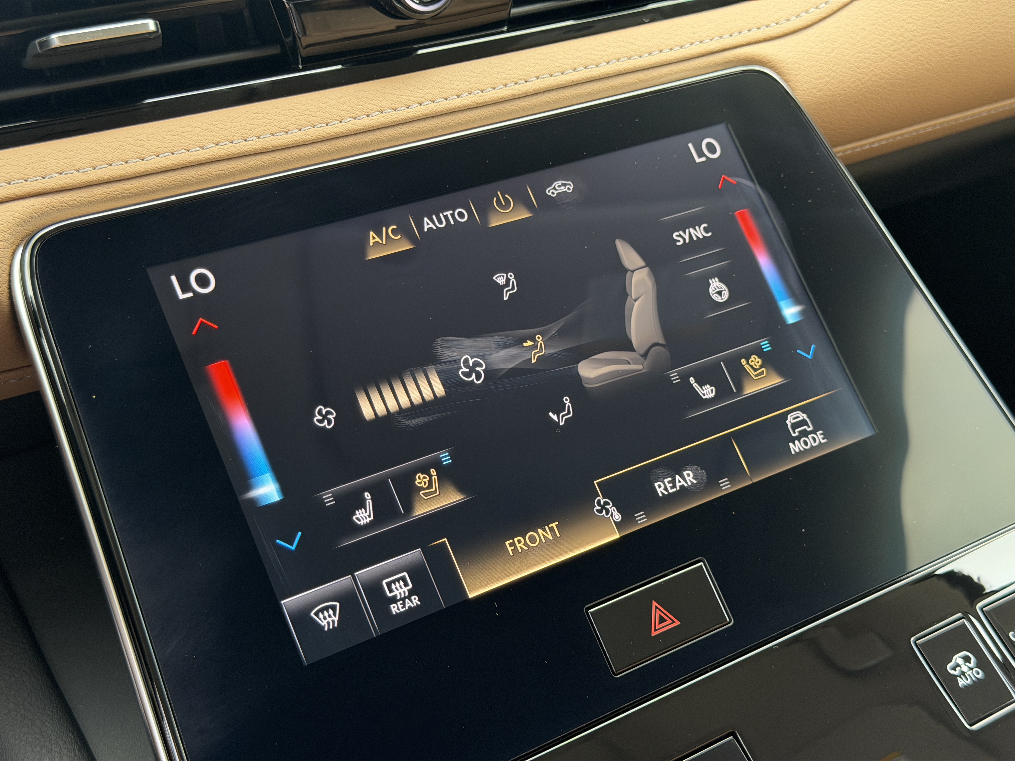 New 2027 INFINITI QX80 Luxe w/ Cargo Package RWD image 28