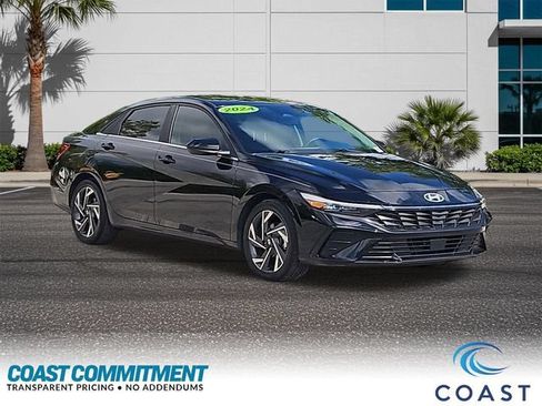 Used 2024 Hyundai Elantra SEL w/ Convenience Package FWD image 3