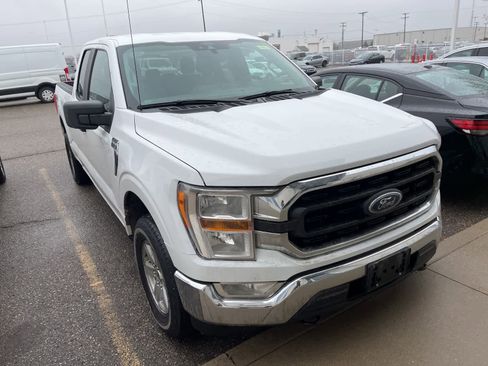 Used 2021 Ford F150 XLT image 18