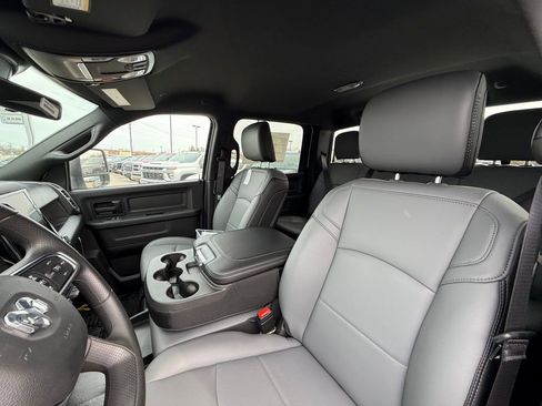 New 2026 RAM 3500 Tradesman image 15