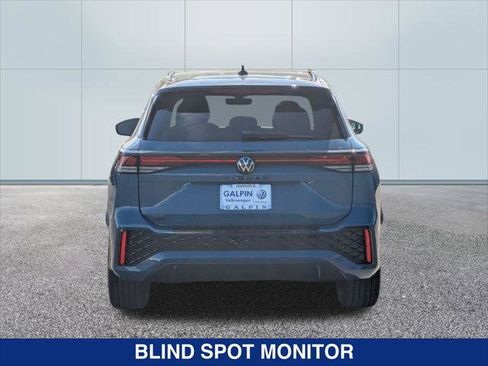 New 2026 Volkswagen Tiguan SE R-Line FWD image 4