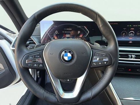 Used 2023 BMW 330i Sedan w/ Premium Package image 15