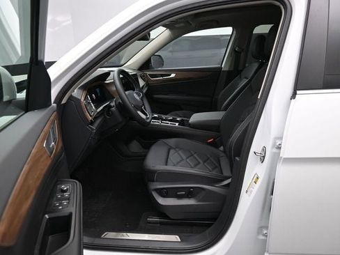 New 2026 Volkswagen Atlas SE AWD/4WD image 9