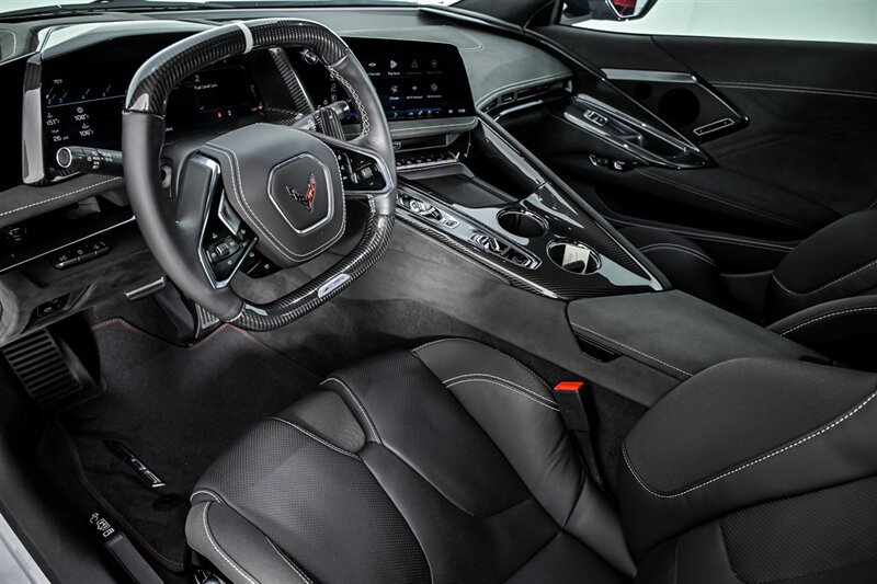 Used 2026 Chevrolet Corvette Z06 RWD image 17