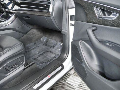 Used 2021 Audi Q8 Premium Plus w/ Premium Plus Package AWD/4WD image 35