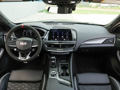 Used 2024 Cadillac CT5 V Blackwing w/ Carbon Fiber Package 1 RWD image 31