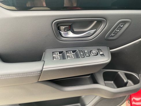 Certified 2025 Honda Pilot EX-L image 36