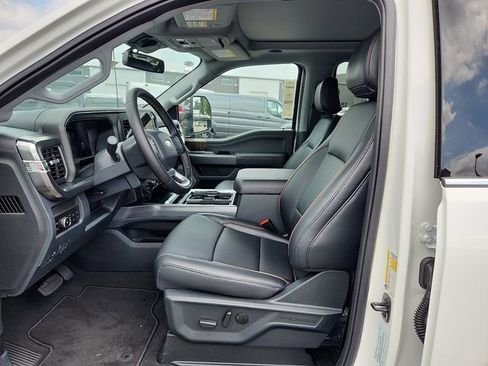 New 2025 Ford F250 Lariat w/ Lariat Ultimate Package image 6