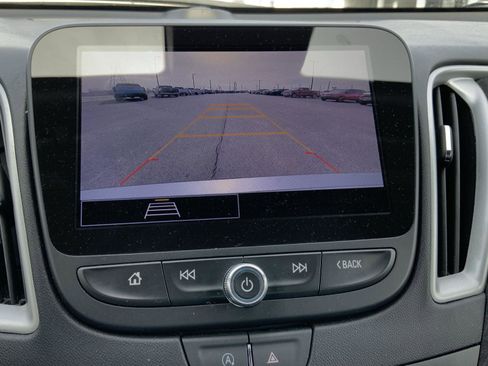 Used 2024 Chevrolet Malibu LT image 42