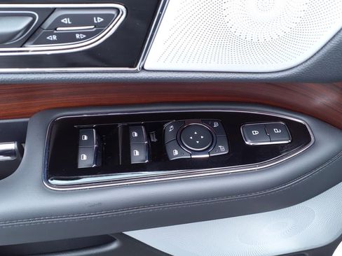 New 2023 Lincoln Navigator Reserve image 41
