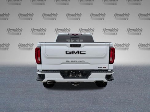 Used 2020 GMC Sierra 1500 AT4 w/ AT4 Premium Package AWD/4WD image 8
