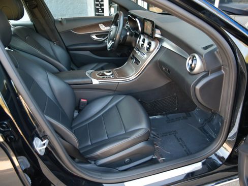 Used 2019 Mercedes-Benz C 300 4MATIC Sedan image 32