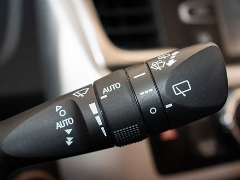 Used 2019 Toyota Highlander Limited AWD/4WD image 29