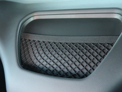 Used 2020 Jaguar F-TYPE R AWD/4WD image 24