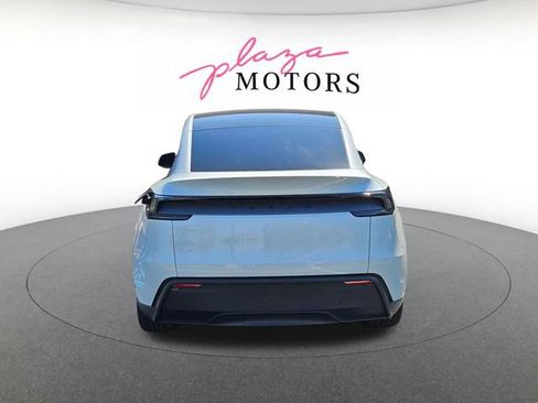 Used 2026 Tesla Model Y 2WD image 6