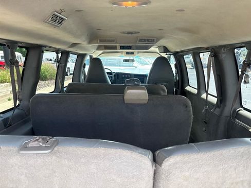 Used 2015 Chevrolet Express 3500 LT w/ LT Preferred Equipment Group RWD image 17