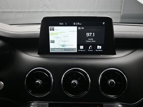 Used 2019 Kia Stinger Premium image 12