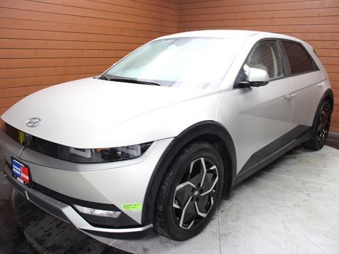 Used 2023 Hyundai Ioniq 5 SEL image 7