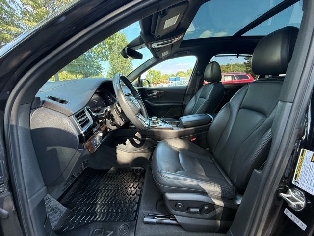 Used 2019 Audi Q7 3.0T Prestige w/ Prestige Package AWD/4WD image 11