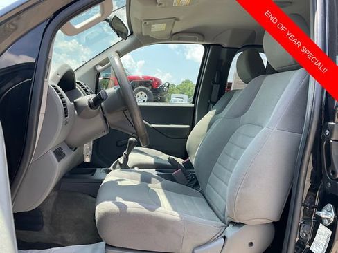 Used 2016 Nissan Frontier S image 10