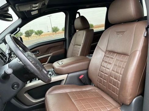 Used 2022 Nissan Titan Platinum Reserve w/ Moonroof Package AWD/4WD image 13