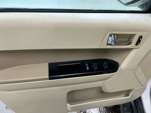 Used 2012 Ford Escape Limited FWD image 20