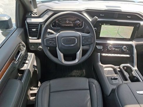 New 2026 GMC Sierra 2500 Denali w/ Denali Reserve Package AWD/4WD image 7
