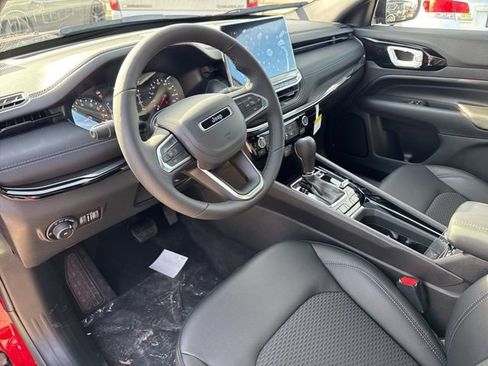 New 2026 Jeep Compass Latitude AWD/4WD image 13