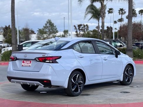New 2025 Nissan Versa SR w/ Trunk Package image 12