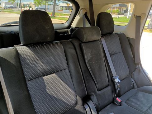 Used 2018 Mitsubishi Outlander ES image 16