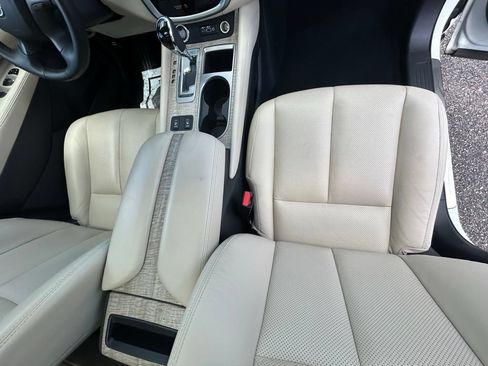Certified 2024 Nissan Murano SL FWD image 46