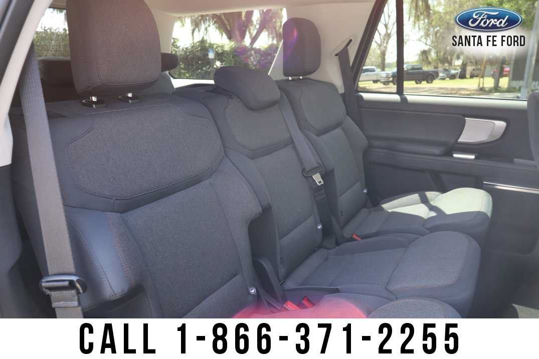 Used 2025 Ford Expedition Active RWD image 26
