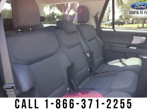 Used 2025 Ford Expedition Active image 26