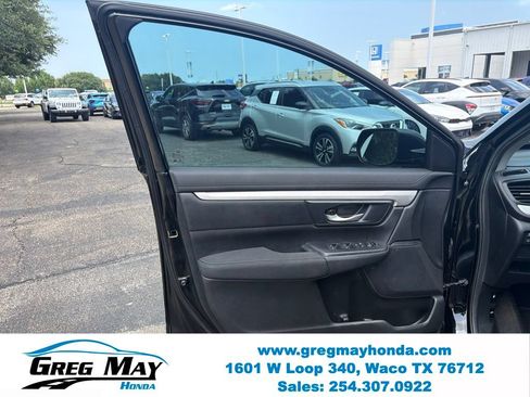 Used 2019 Honda CR-V LX image 9