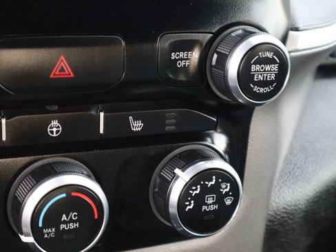 Used 2023 RAM 1500 Big Horn image 40