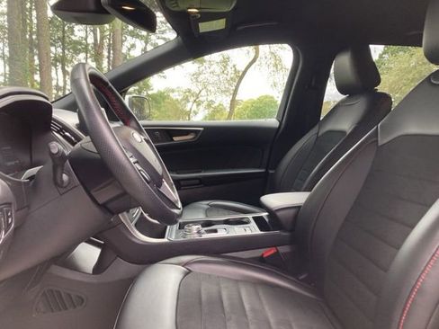 Used 2024 Ford Edge ST-Line image 21