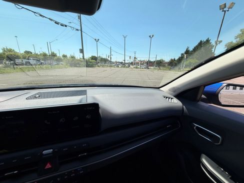 Used 2025 Kia K4 FWD image 34