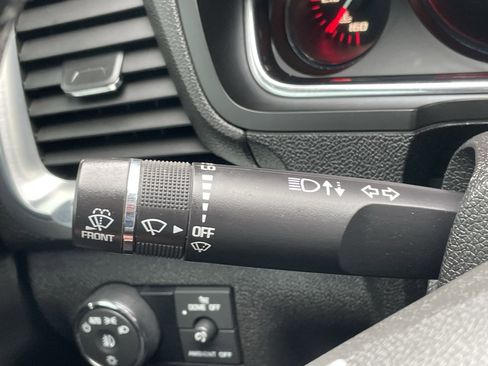 Used 2017 GMC Acadia Limited SLT image 17