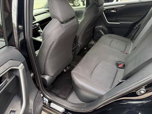Certified 2025 Toyota RAV4 SE w/ Convenience Package AWD/4WD image 16