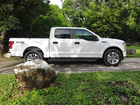Used 2018 Ford F150 XL w/ Equipment Group 101A Mid AWD/4WD image 3