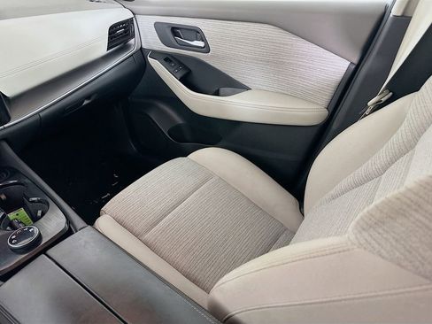 Certified 2021 Nissan Rogue SV image 29