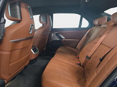 Certified 2023 BMW i7 xDrive60 image 14