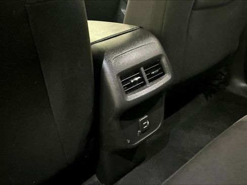 Used 2022 Chevrolet Equinox LT image 10