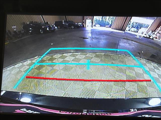 Used 2021 Toyota Camry SE FWD image 29
